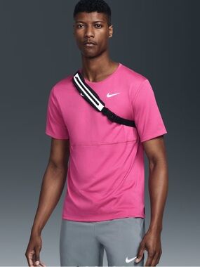 Black Nike Slim Running Fanny Pack